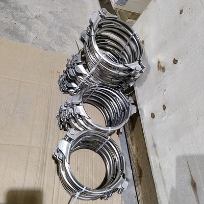 150mm ステンレス鋼 304 ボルト 耐生性のために重量管管のクランプ